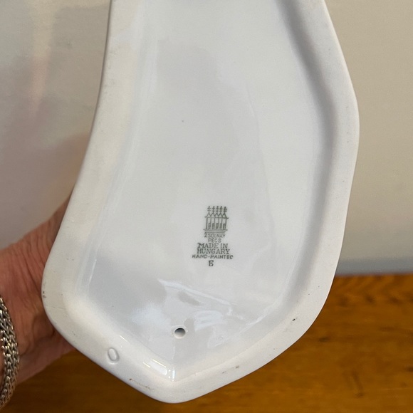 Zsolnay Hungary Chicken Figurine - Picture 5 of 5